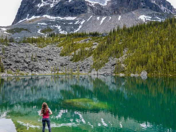 Mountain Lake Tonquin Valley medium 1