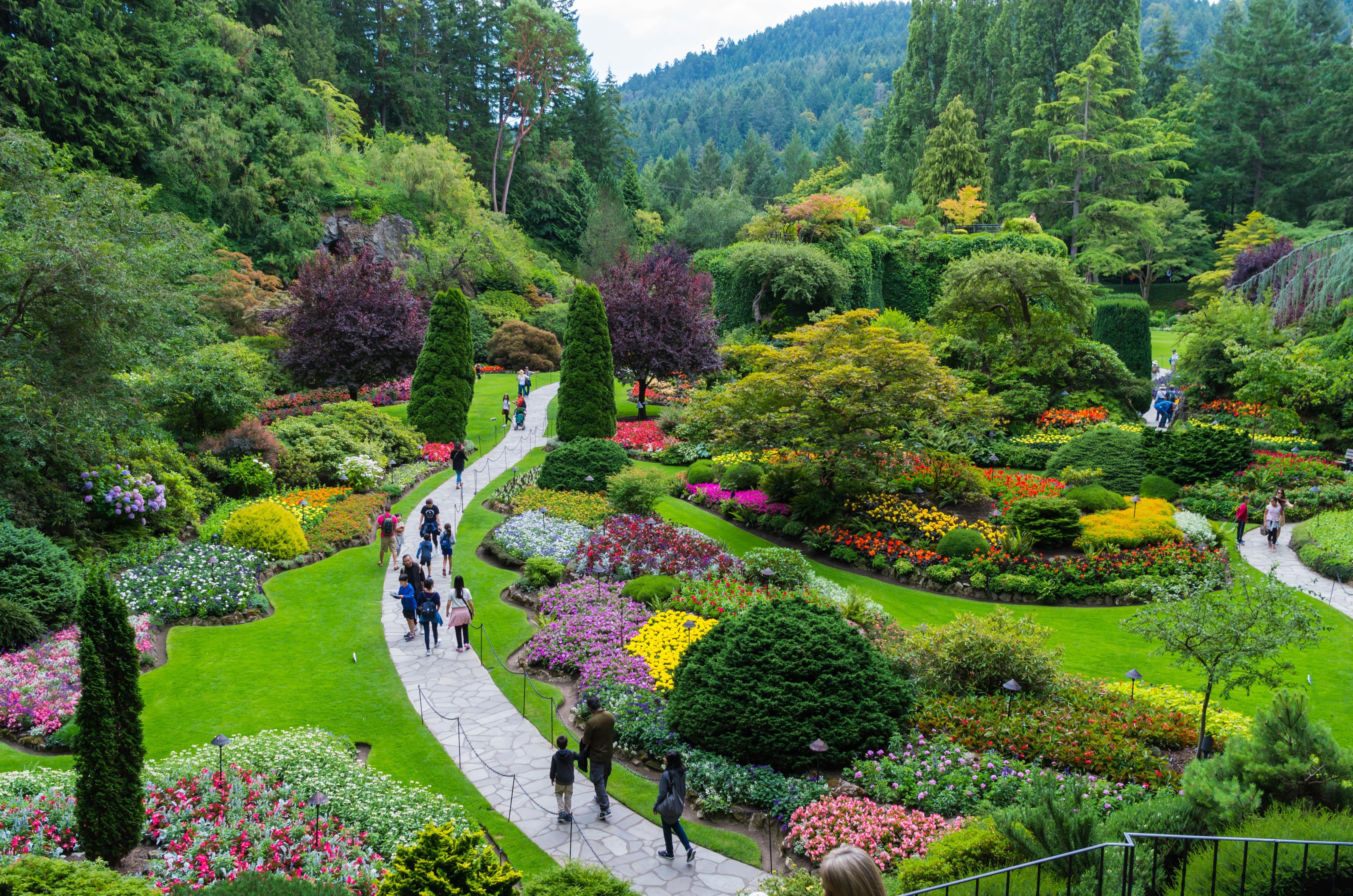 CA BC Vancouver Island Butchart Gardens kosuke noma unsplash