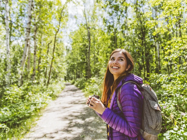 CAN A Lberta Solo Hike