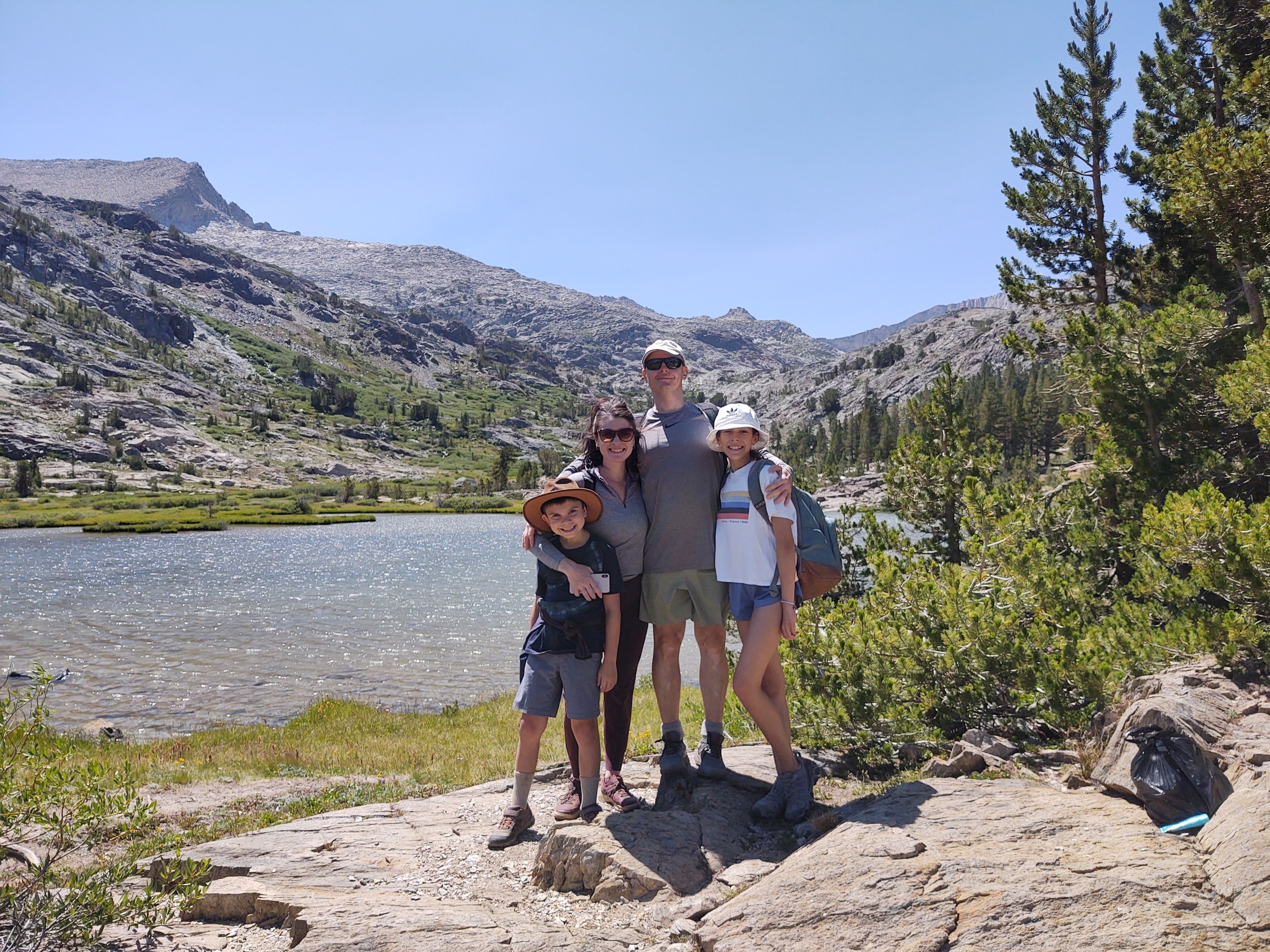 Family Yosemite National Park California United States Hike View Guide Service 547522