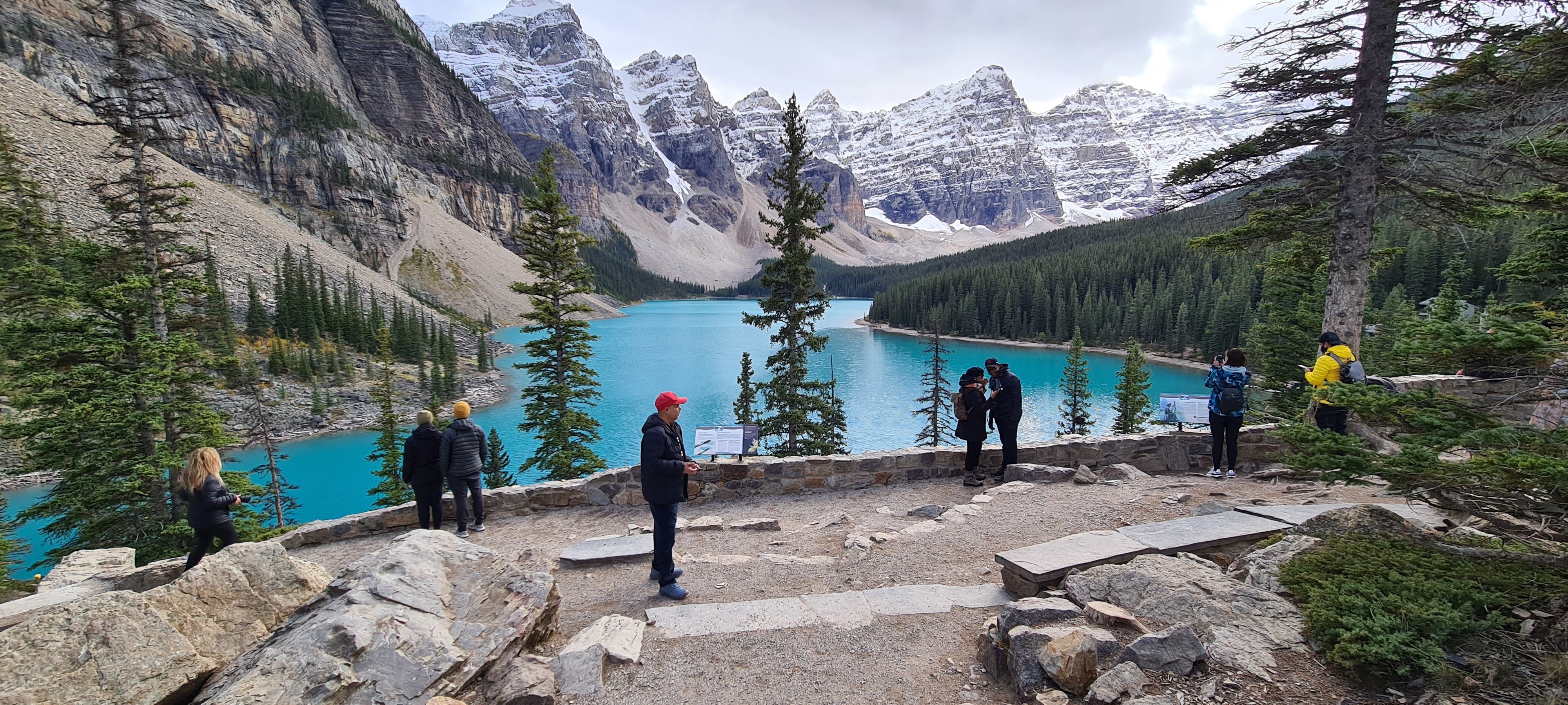 CA Alberta Banff NP Moraine Lake