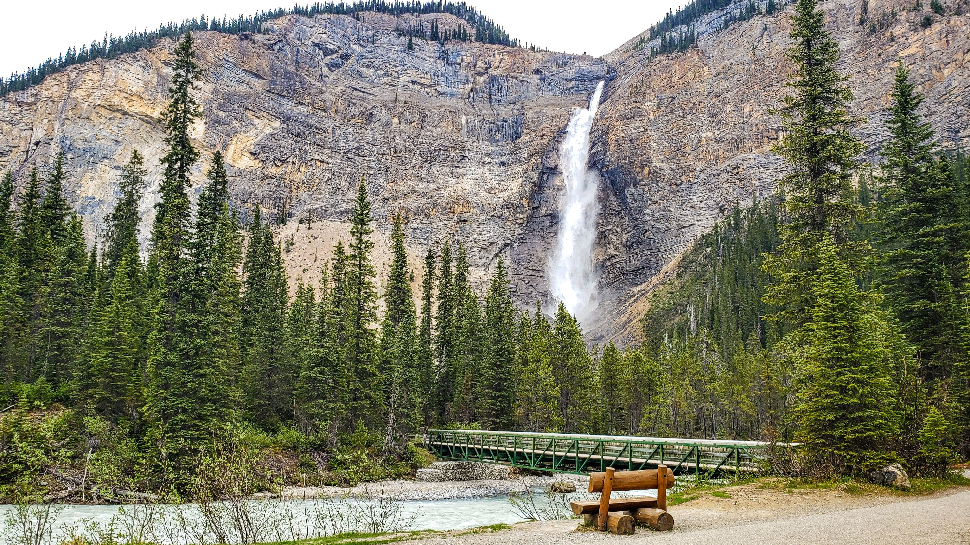 CA British Columbia Yoho NP Takakkaw Falls