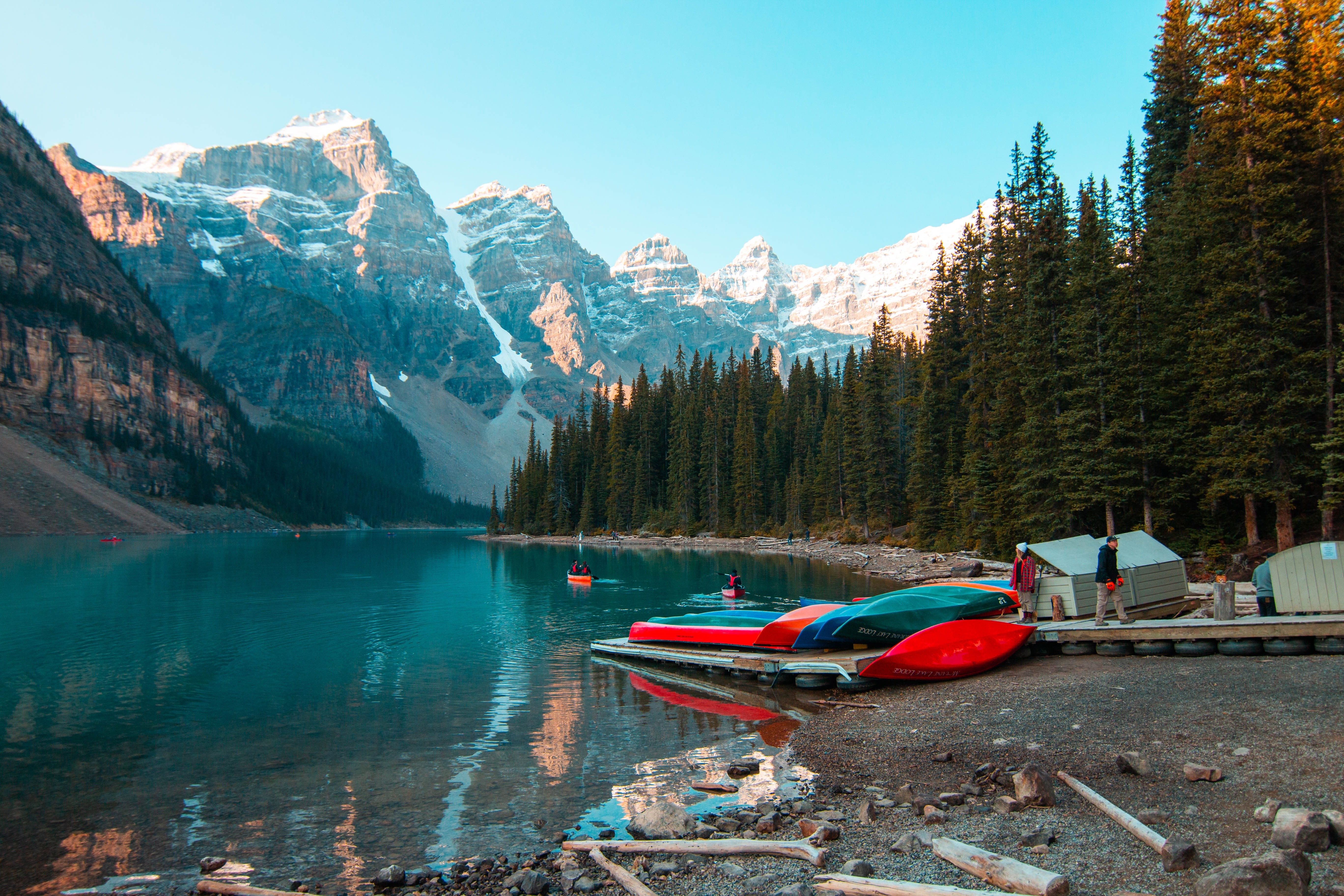 Banff lake kayak