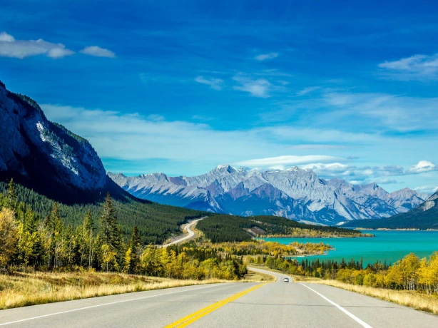 ca_david thompson highway_rocky mountains_view of abraham lake and allstone peak_road