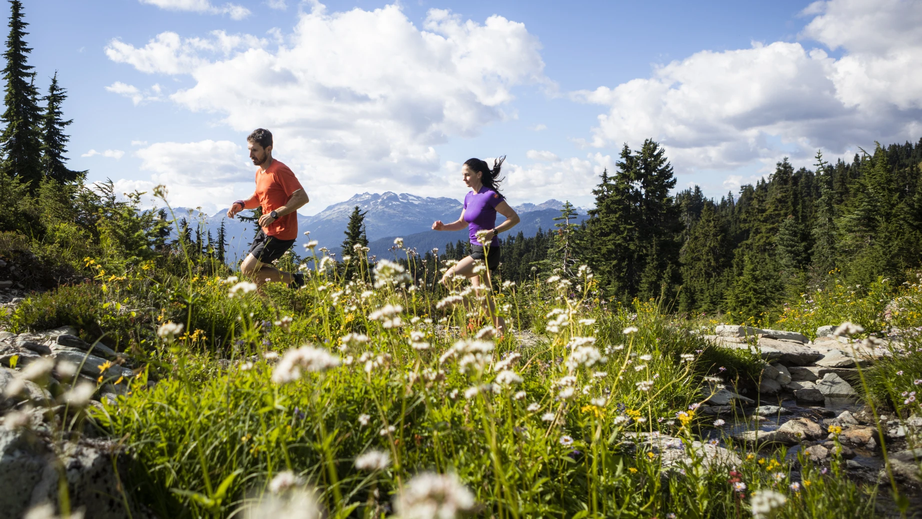 ca_couples_active_whistler_hike_jog
