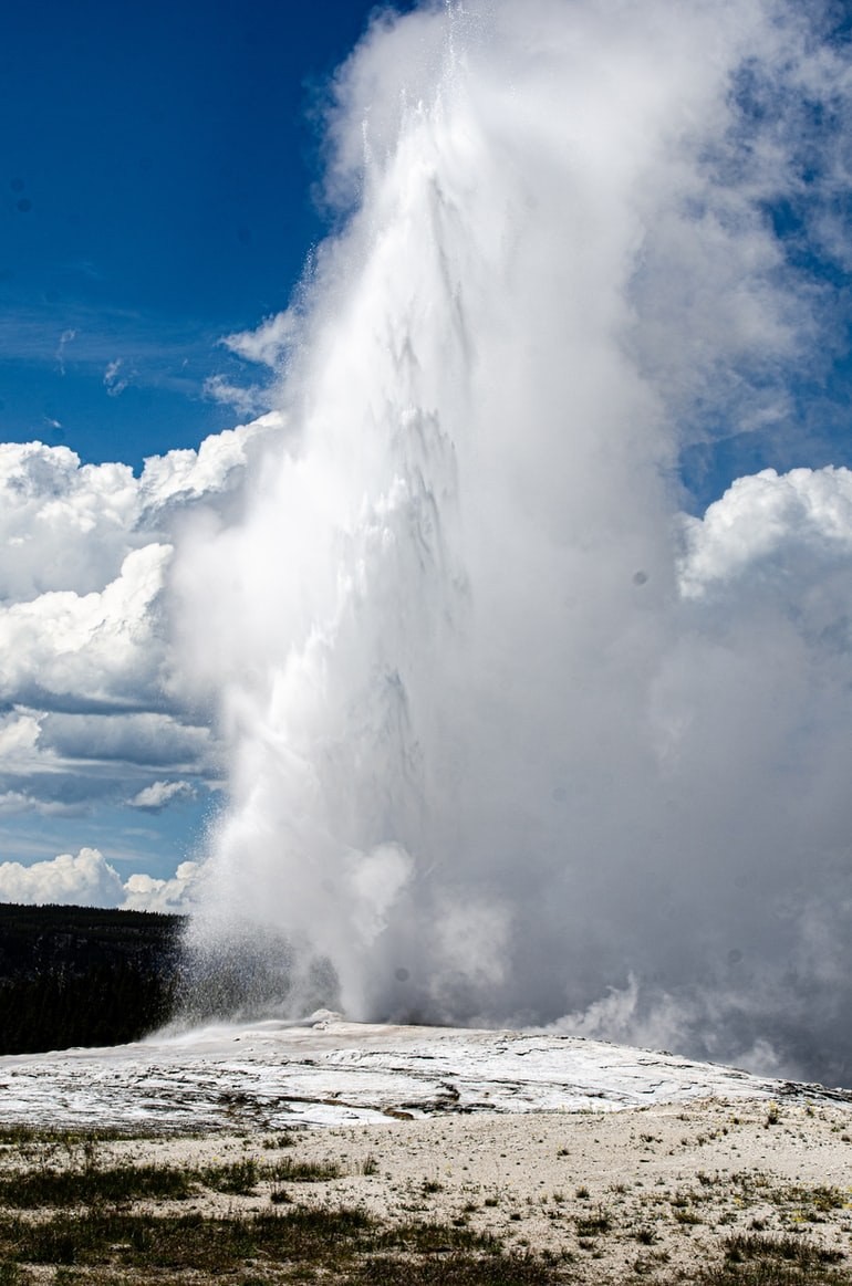 Unitedstates yellowstone nationalpark geyser