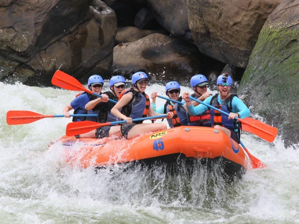 Unitedstates yellowstone activities rafting