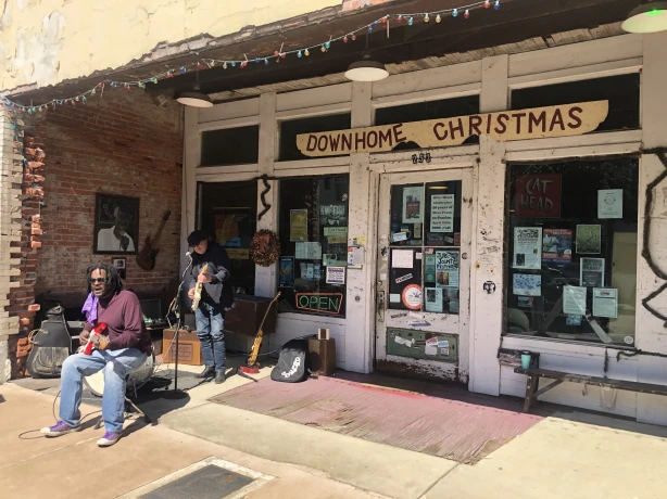 US Mississippi Clarksdale band at shop