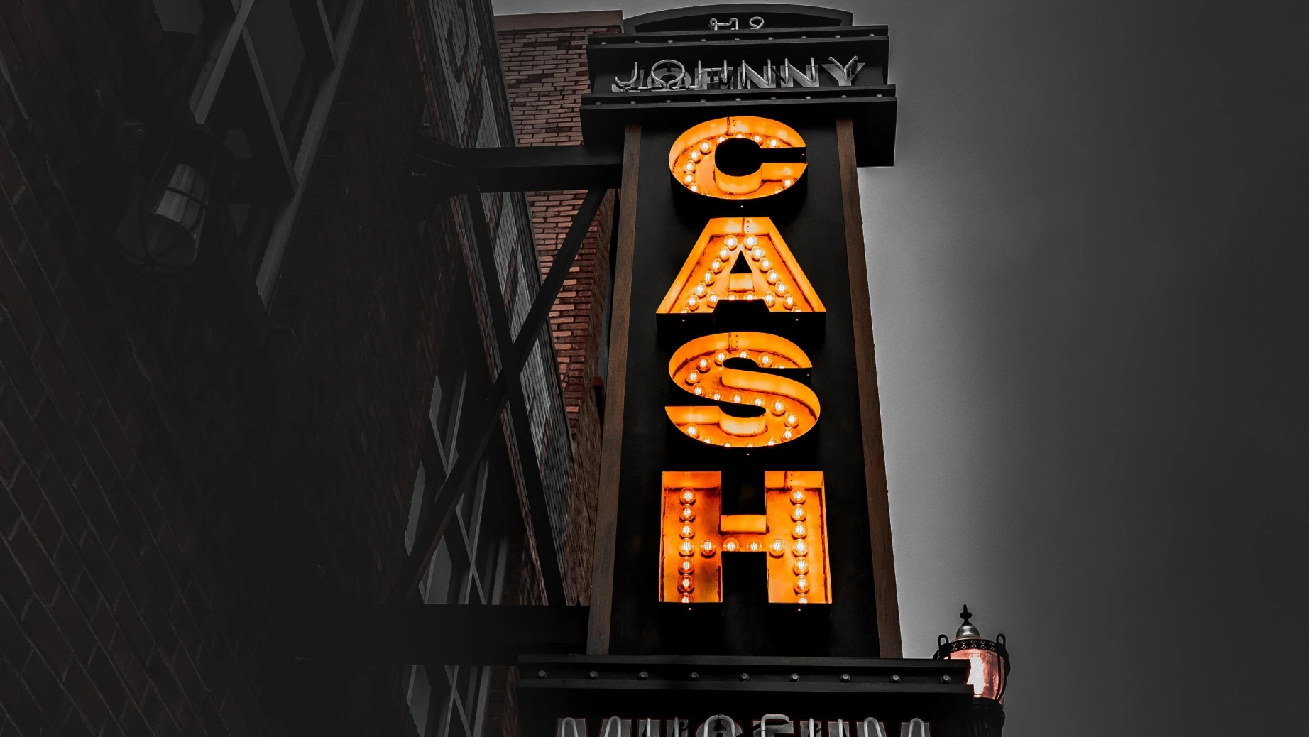 USA Tennessee Nashville johnny cash museum sign nathan mullet unsplash