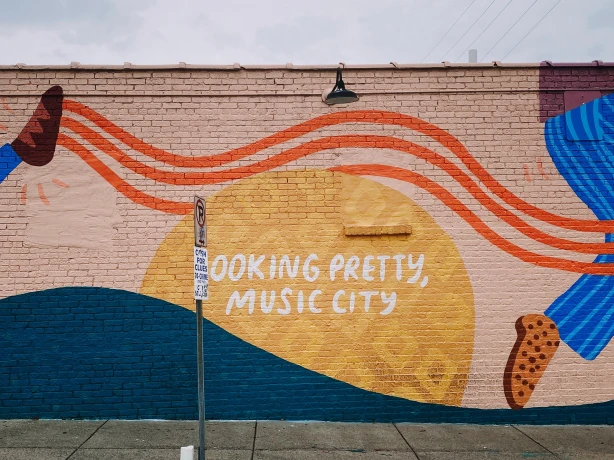 USA Tennessee Nashville wall with text jonn tyson unsplash