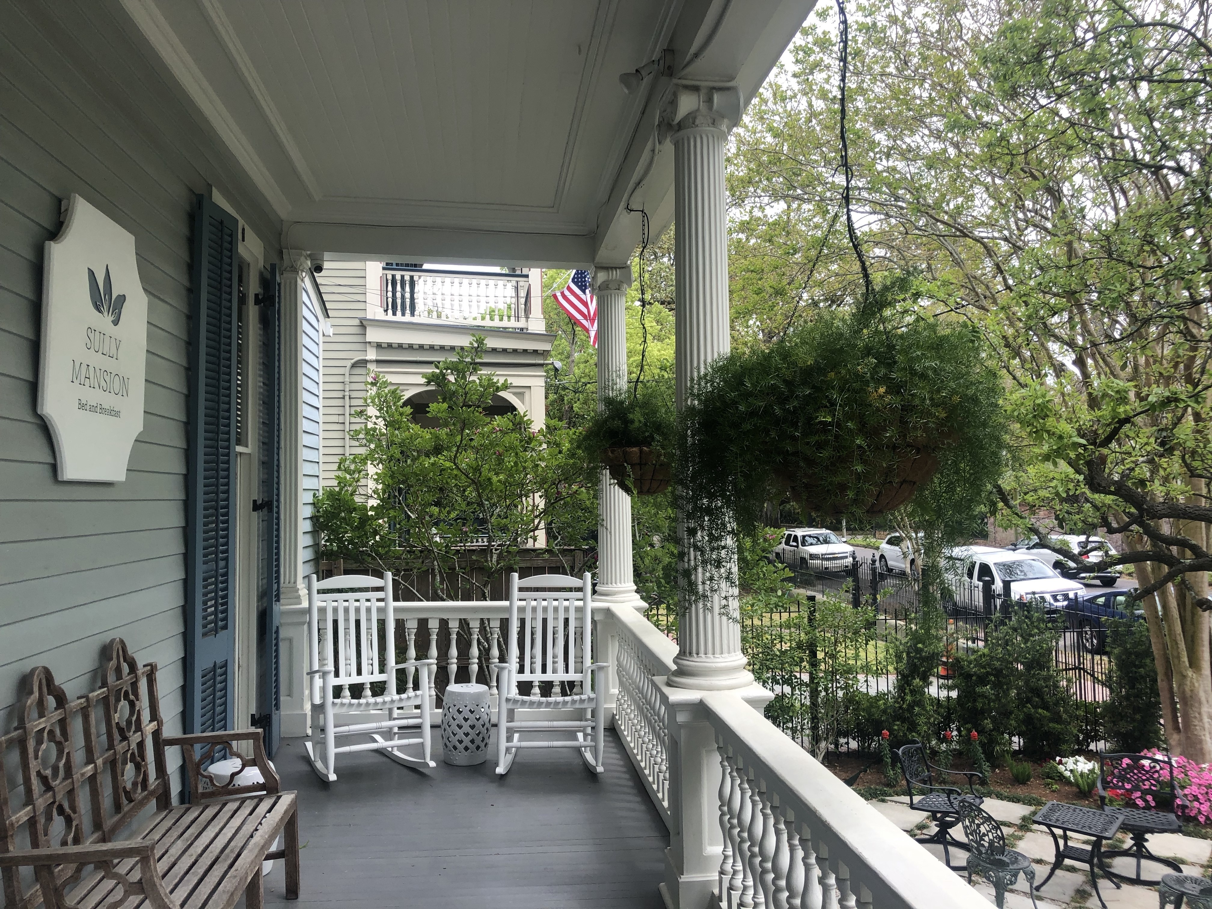 US Louisiana New Orleans Sully Mansion varanda