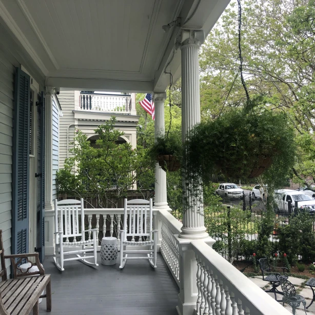 US Louisiana New Orleans Sully Mansion varanda