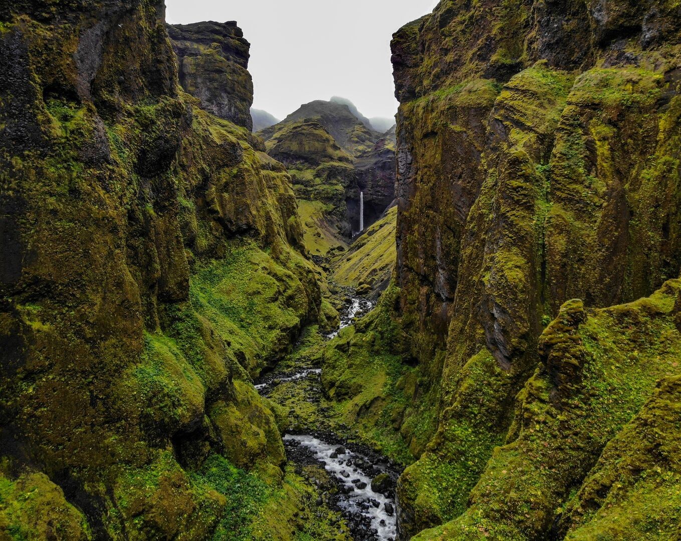 Icelandair flight stopover Reykjavik Múlagljúfur
