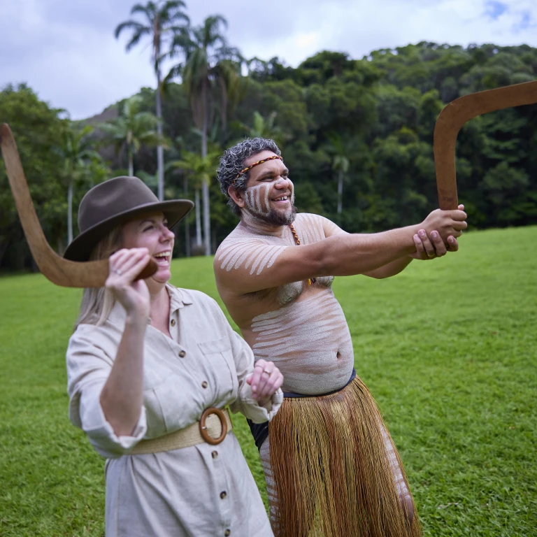 Aus qld cairns indigneous guide boomerang credit Tourism and Events Queensland