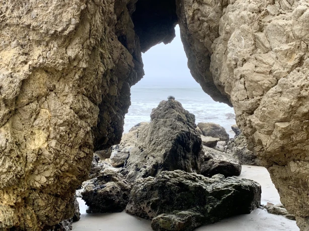 US CA Los Angeles Malibu beach rocks