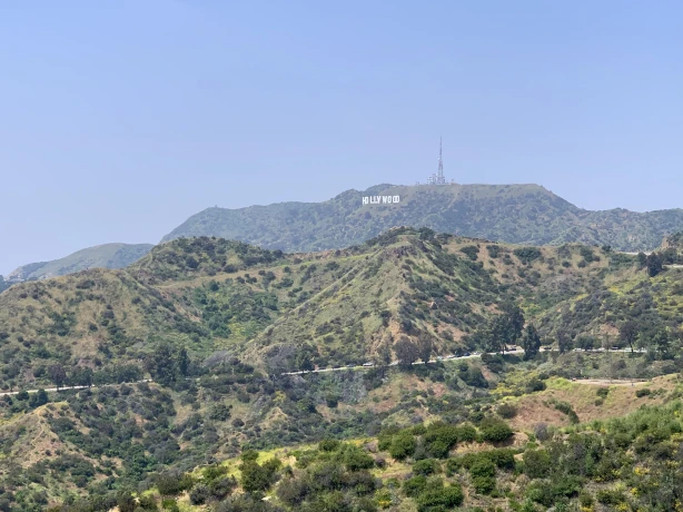 US CA Los Angeles Hollywood Sign hill view