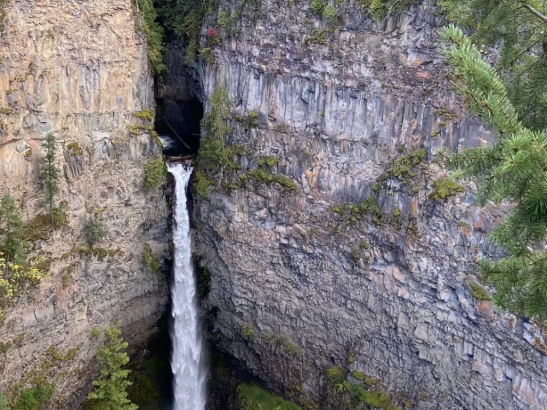 'Onderweg word ik steeds weer verrast door dit soort prachtige plekken!'